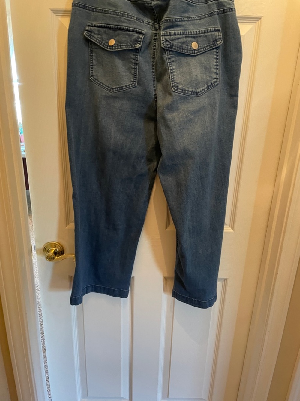 d. jeans Light Blue Button-Accent Women's Cropped Wide Leg Jeans - Picture 2 of 6